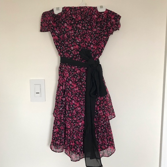 White House Black Market Dresses & Skirts - White House Black Market Chiffon Strapless Dress